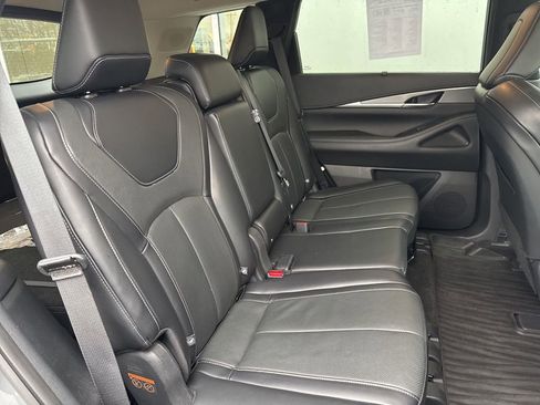 Used 2023 INFINITI QX60 Luxe w/ Cargo Package image 6