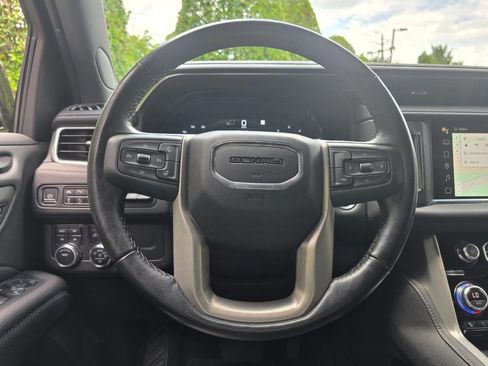 Used 2022 GMC Yukon Denali image 21