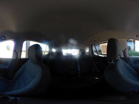 Used 2024 GMC Terrain SLE FWD image 36