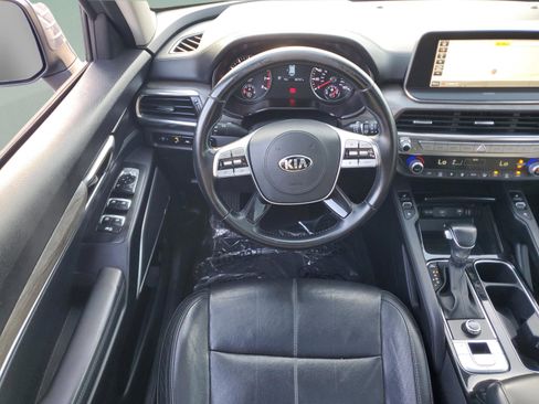 Certified 2020 Kia Telluride EX w/ EX Premium Package FWD image 9