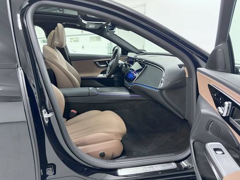 Certified 2026 Mercedes-Benz E 350 4MATIC Sedan image 19