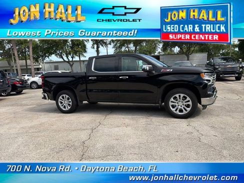 Used 2022 Chevrolet Silverado 1500 LTZ w/ Technology Package AWD/4WD image 18