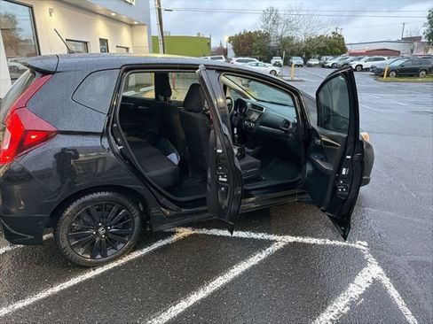 Used 2018 Honda Fit Sport image 11
