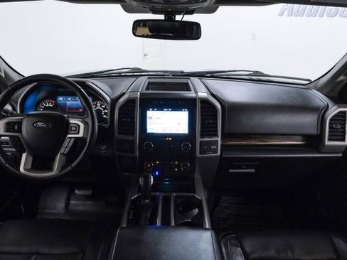 Used 2019 Ford F150 Lariat image 13