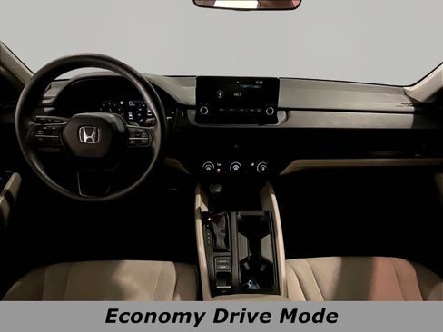 Certified 2025 Honda Accord LX image 7