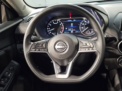 Used 2024 Nissan Sentra SV image 25