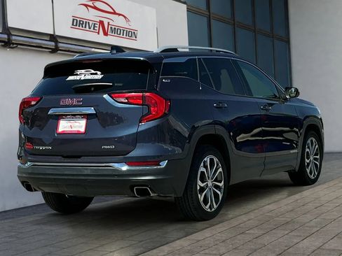 Used 2019 GMC Terrain SLT image 4