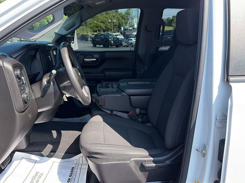 Used 2022 Chevrolet Silverado 1500 Custom AWD/4WD image 10