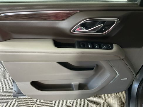 Used 2021 Chevrolet Suburban Z71 w/ Z71 Off-Road Package image 37