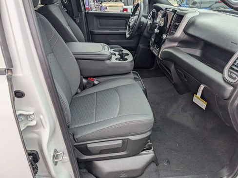 New 2026 RAM 2500 Tradesman AWD/4WD image 24