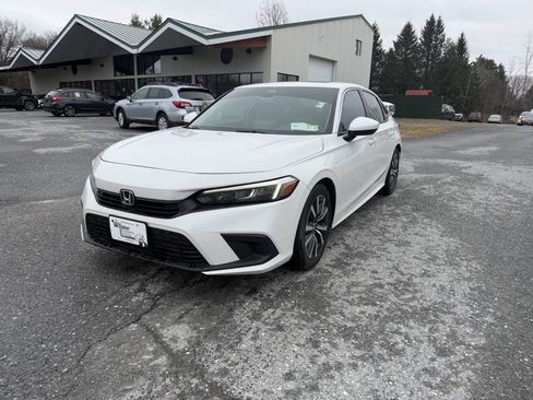 Used 2022 Honda Civic EX image 1