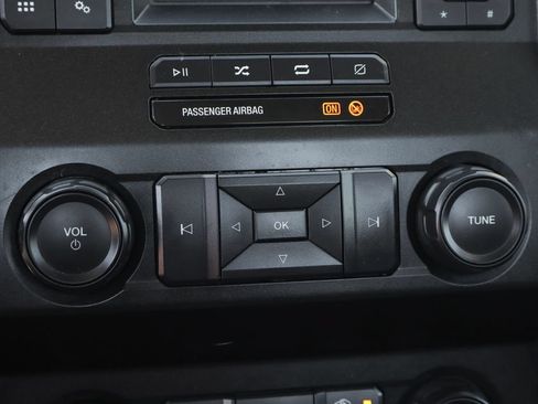 Used 2021 Ford F250 XL w/ Power Equipment Group RWD image 40
