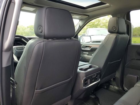 Used 2024 GMC Sierra 1500 Denali w/ Denali Reserve Package AWD/4WD image 30