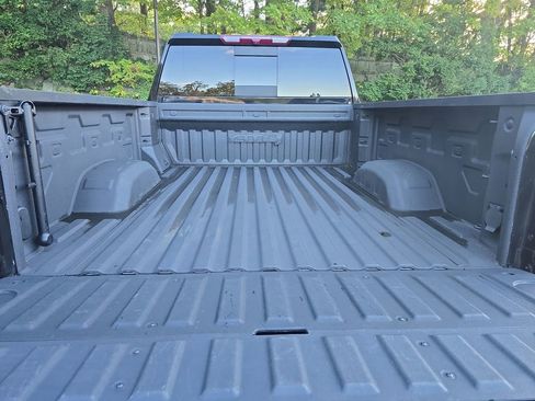 Used 2023 GMC Sierra 2500 AT4 w/ AT4 Preferred Package image 14