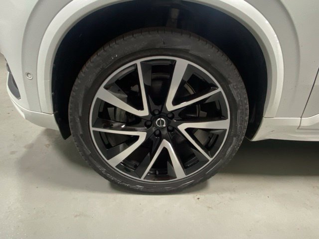 Used 2023 Volvo XC90 B5 Plus w/ Protection Package Premier AWD/4WD image 5