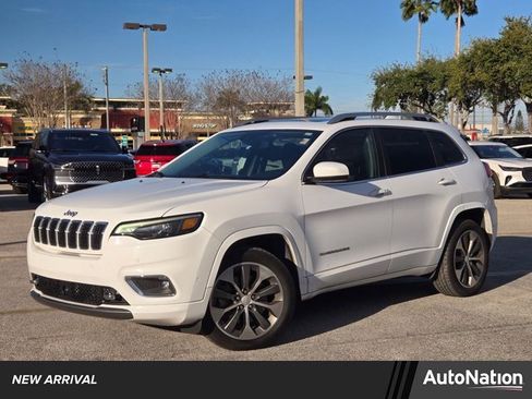 Used 2019 Jeep Cherokee Overland w/ Technology Group image 1
