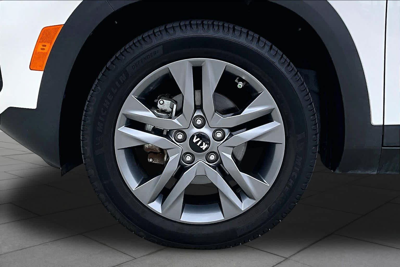 Used 2021 Kia Seltos S FWD image 10