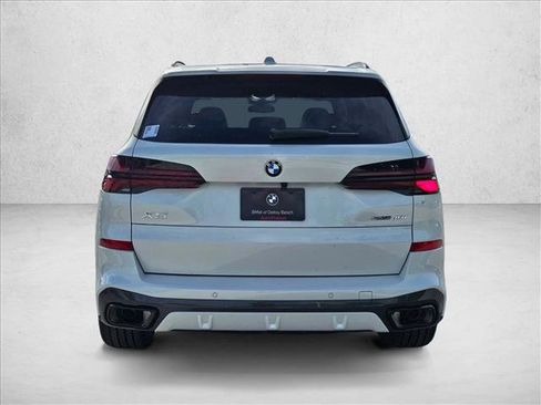 New 2026 BMW X5 sDrive40i w/ Executive Package image 8