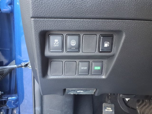 Used 2019 Nissan Rogue S FWD image 15