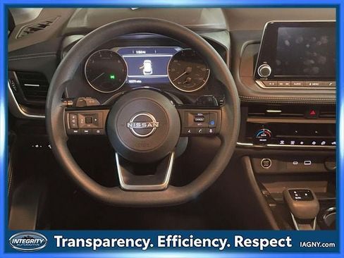 Certified 2023 Nissan Rogue SV AWD/4WD image 14