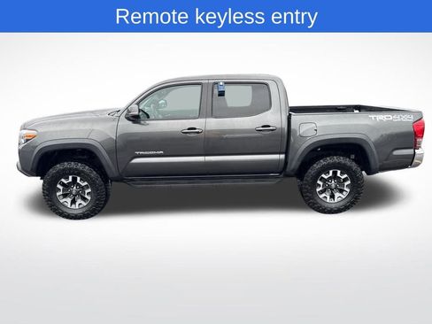 Used 2016 Toyota Tacoma TRD Off-Road w/ Towing Package image 4