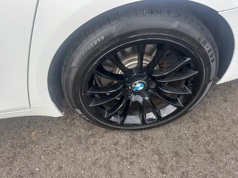 Used 2015 BMW 750Li RWD image 14