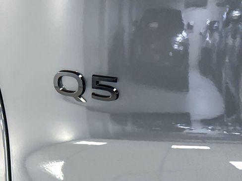 Certified 2025 Audi Q5 Premium Plus w/ Premium Plus image 26