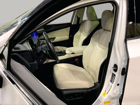 Used 2025 Lexus NX 450h+ AWD w/ Accessory Package (2T) image 8