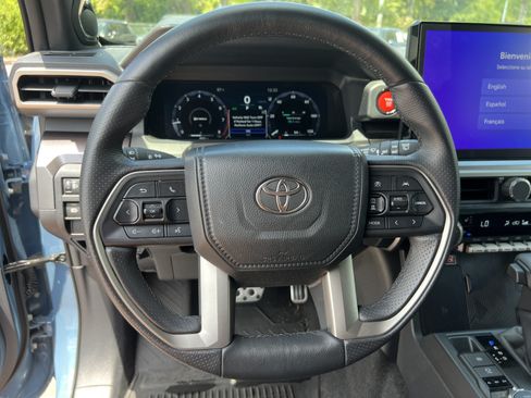 Used 2025 Toyota 4Runner TRD Sport Premium AWD/4WD image 18