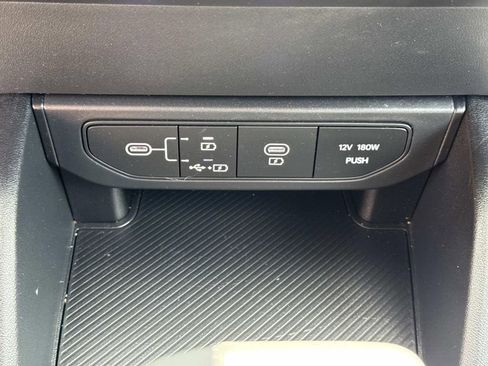 Used 2025 Kia K4 LXS image 24