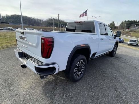 New 2025 GMC Sierra 2500 Denali Ultimate image 7