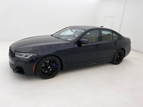 Certified 2023 BMW 540i xDrive w/ M Sport Package image 5