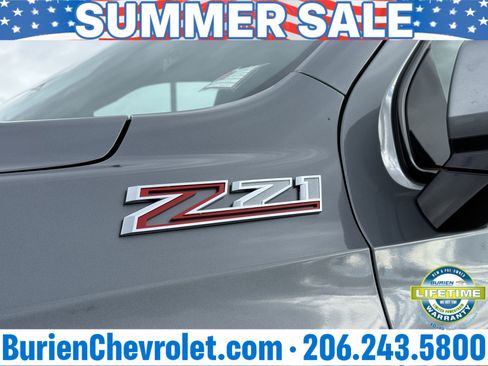 Used 2022 Chevrolet Suburban Z71 w/ Luxury Package AWD/4WD image 35