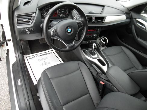 Used 2014 BMW X1 sDrive28i image 9