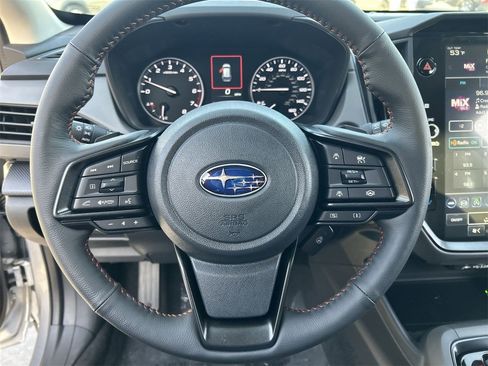 New 2026 Subaru Crosstrek 2.5i Limited w/ Crosstrek Mirror Package image 18