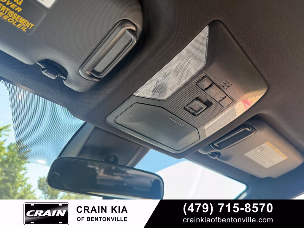 Used 2022 Toyota RAV4 SE AWD/4WD image 19