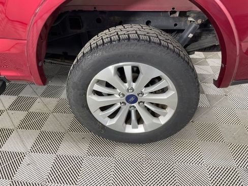 Used 2015 Ford F150 Lariat w/ Equipment Group 501A Mid AWD/4WD image 15