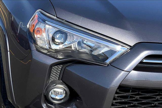 Certified 2023 Toyota 4Runner SR5 Premium w/ Moonroof Package AWD/4WD image 28