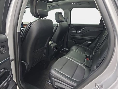 Used 2020 Lincoln Corsair Reserve w/ Equipment Group 201A image 12