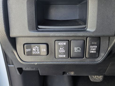 Used 2019 Toyota Tacoma TRD Pro AWD/4WD image 21