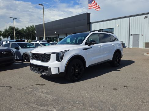 Certified 2024 Kia Sorento SX AWD/4WD image 4