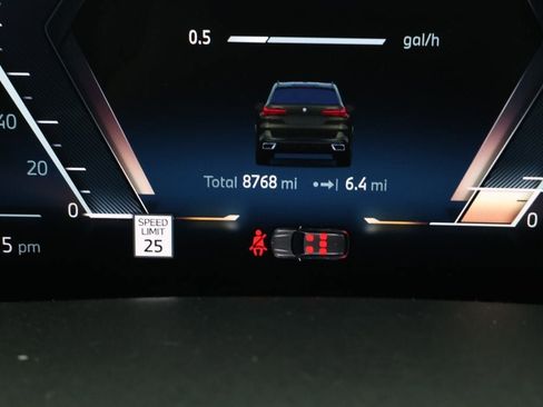 Used 2024 BMW X5 xDrive40i w/ M Sport Package image 16