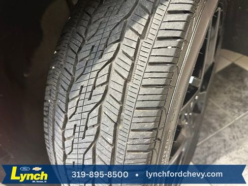 Used 2025 Chevrolet Traverse RS w/ LPO, Floor Liner Package AWD/4WD image 35
