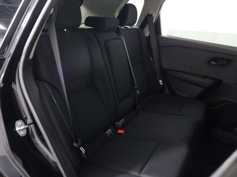 Used 2023 Nissan Rogue S AWD/4WD image 26