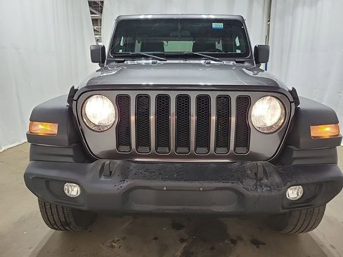 Used 2021 Jeep Wrangler Unlimited Sport AWD/4WD image 2
