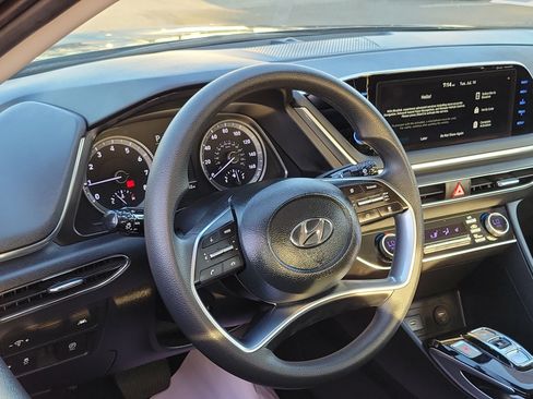 Certified 2023 Hyundai Sonata SEL FWD image 9