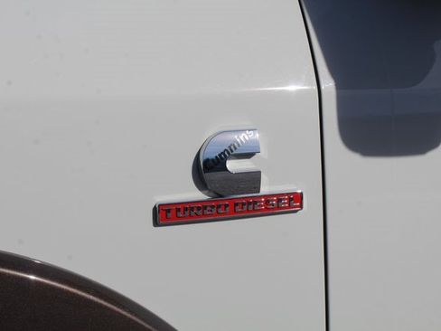 Used 2024 RAM 2500 Limited w/ Towing Technology Group image 15