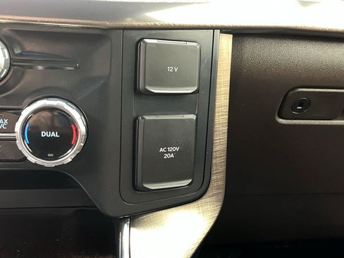 Certified 2024 Ford F150 King Ranch AWD/4WD image 28