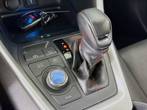 Used 2022 Toyota RAV4 XSE w/ Premium Package image 14