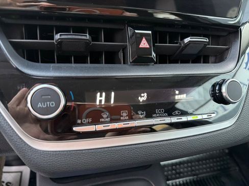 Used 2024 Toyota Corolla LE image 10